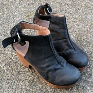 Free People Amber Orchard Clogs 39 1/2
